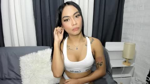 Snapshot of sexylovesappira chatting on September 17, 8:10 pm maxine online show from September 17, 8:10 pm