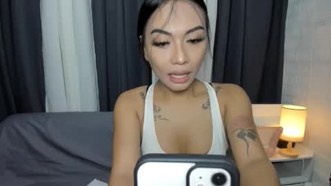 Snapshot of sexylovesappira chatting on September 25, 8:29 am maxine online show from September 25, 8:29 am