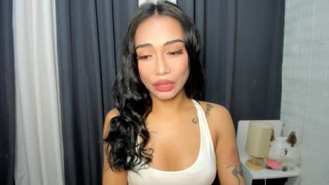 Snapshot of sexylovesappira chatting on January 17, 7:57 am maxine online show from January 17, 7:57 am