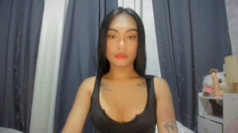 Snapshot of sexylovesappira chatting on February 14, 6:59 pm maxine online show from February 14, 6:59 pm