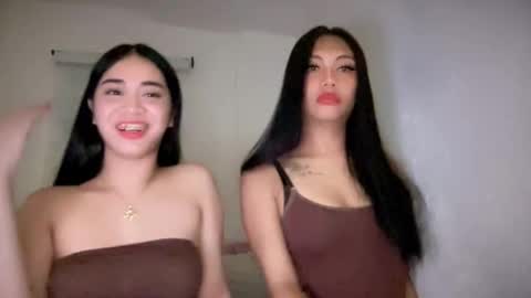 Snapshot of sexylovesappira chatting on February 25, 9:02 pm maxine online show from February 25, 9:02 pm