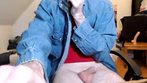 Snapshot of sexyman_fr chatting on December 29, 9:30 pm Vincent Vega online show from December 29, 9:30 pm