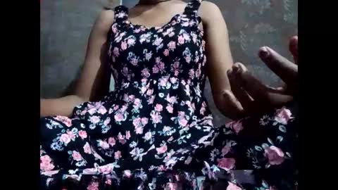 Snapshot of sexymaya8642 chatting on October 2, 12:17 am sexymaya8642 online show from October 2, 12:17 am