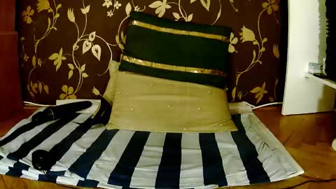 Squirty Maya Gold online show from February 20, 6:26 am