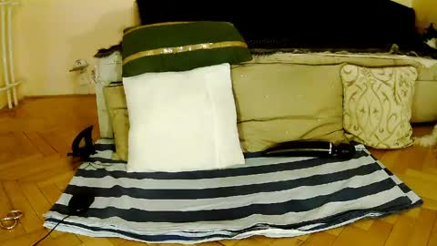 Squirty Maya Gold online show from May 25, 2:50 am