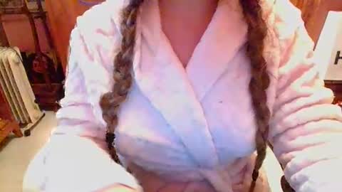 sexymisss24 online show from April 15, 8:54 am