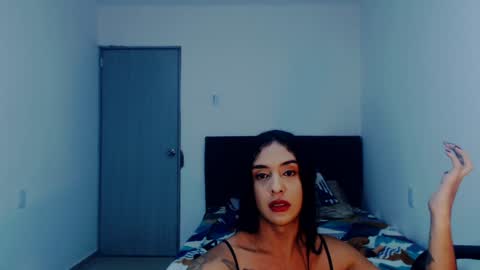 Natalia Duran online show from February 1, 5:28 am