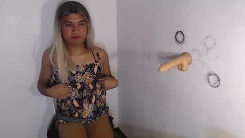 Snapshot of sexynatalia_ chatting on September 16, 1:28 am Natalia3 online show from September 16, 1:28 am