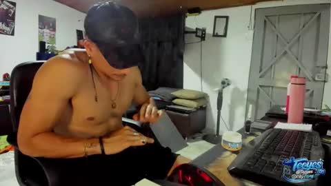 Snapshot of sexynative4u chatting on March 27, 2:28 am sexynative4u online show from March 27, 2:28 am