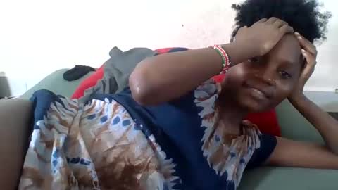 Snapshot of sexyneedle22 chatting on June 9, 2:28 pm VIVIAN online show from June 9, 2:28 pm