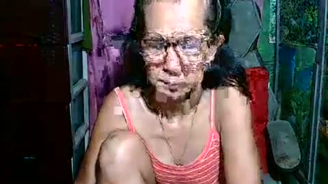 Snapshot of sexyoldangel chatting on December 2, 7:47 am sexyoldangel online show from December 2, 7:47 am