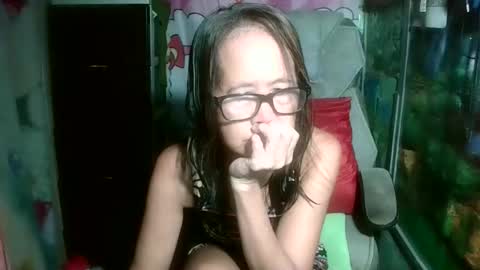 Snapshot of sexyoldangel chatting on May 25, 6:52 am sexyoldangel online show from May 25, 6:52 am
