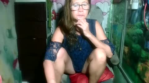Snapshot of sexyoldangel chatting on June 12, 2:38 pm sexyoldangel online show from June 12, 2:38 pm