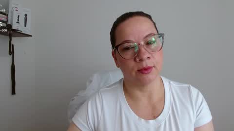 Snapshot of sexypsychologist chatting on January 19, 12:50 pm Sexy Psychologist online show from January 19, 12:50 pm