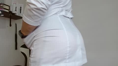 Snapshot of sexypsychologist chatting on January 20, 8:29 pm Sexy Psychologist online show from January 20, 8:29 pm