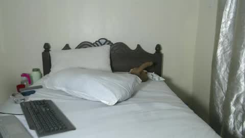 Snapshot of sexypwincy chatting on June 26, 12:15 am sexypwincy online show from June 26, 12:15 am
