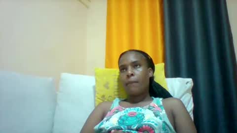 Snapshot of sexyqueen3457132 chatting on January 23, 6:35 pm DOVY ACHIENG online show from January 23, 6:35 pm
