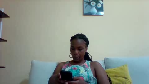 Snapshot of sexyqueen3457132 chatting on January 24, 11:48 am DOVY ACHIENG online show from January 24, 11:48 am