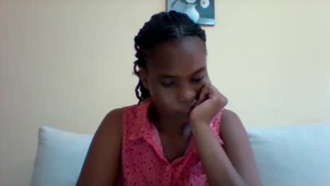 Snapshot of sexyqueen3457132 chatting on January 27, 1:09 pm DOVY ACHIENG online show from January 27, 1:09 pm