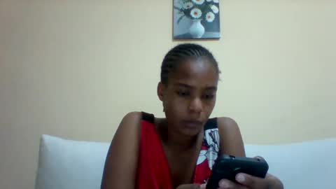 Snapshot of sexyqueen3457132 chatting on February 15, 7:17 pm DOVY ACHIENG online show from February 15, 7:17 pm