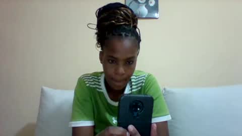 Snapshot of sexyqueen3457132 chatting on February 23, 4:35 pm DOVY ACHIENG online show from February 23, 4:35 pm