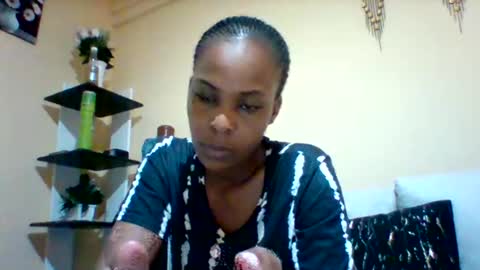 Snapshot of sexyqueen3457132 chatting on September 14, 10:25 am DOVY ACHIENG online show from September 14, 10:25 am