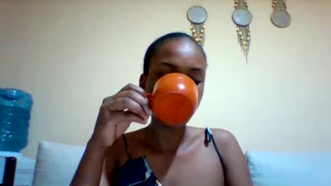 Snapshot of sexyqueen3457132 chatting on September 21, 8:38 am DOVY ACHIENG online show from September 21, 8:38 am