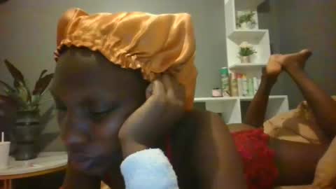 sexyquin1 online show from February 26, 12:49 am