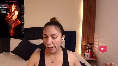 R A C H E L online show from March 17, 11:57 am