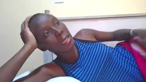 Snapshot of sexysanta50 chatting on April 21, 7:58 am sexysanta50 online show from April 21, 7:58 am