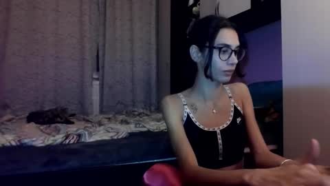 Snapshot of sexysexyfox chatting on February 21, 6:53 pm SexyFox online show from February 21, 6:53 pm