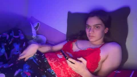 Snapshot of sexyshayla_twink chatting on February 11, 10:04 pm sexyshayla_twink online show from February 11, 10:04 pm