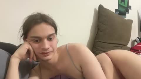 Snapshot of sexyshayla_twink chatting on March 16, 7:29 pm sexyshayla_twink online show from March 16, 7:29 pm