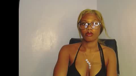 Darkskinned Rae online show from March 1, 12:23 am