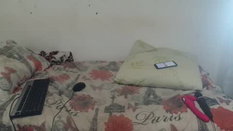 sexyslimmelanin online show from November 26, 12:00 am