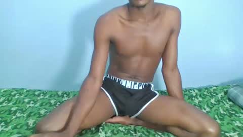 Snapshot of sexyslutc chatting on June 25, 11:26 am Faizal and Alpha online show from June 25, 11:26 am