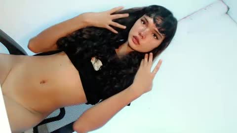 sexytight_tanya online show from March 11, 8:20 am