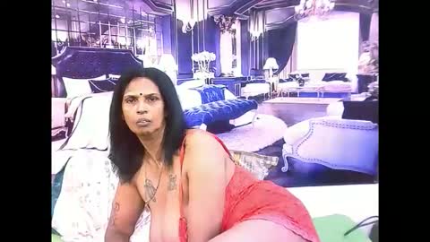 Snapshot of sexyva4u2luv chatting on November 8, 7:56 pm sexyva4u2luv online show from November 8, 7:56 pm