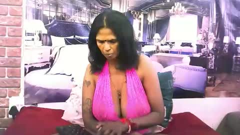 Snapshot of sexyva4u2luv chatting on November 16, 6:24 pm sexyva4u2luv online show from November 16, 6:24 pm