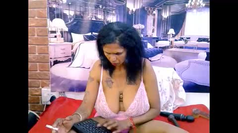 sexyva4u2luv online show from April 27, 10:02 am