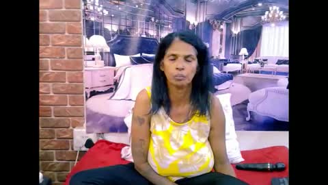 sexyva4u2luv online show from May 28, 6:16 pm