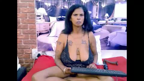 sexyva4u2luv online show from May 29, 6:50 pm
