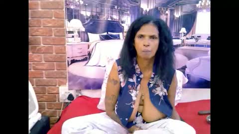 sexyva4u2luv online show from May 30, 7:00 pm