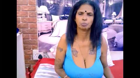 sexyva4u2luv online show from June 3, 6:46 pm