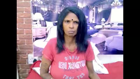 sexyva4u2luv online show from June 8, 5:19 am