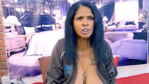 sexyva4u2luv online show from July 21, 6:27 am