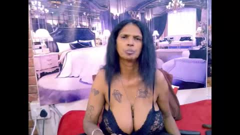 sexyva4u2luv online show from July 22, 6:38 am