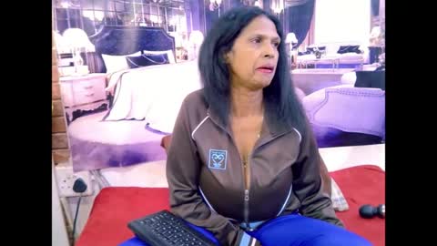 sexyva4u2luv online show from July 29, 6:28 pm