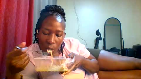 Snapshot of sexyvivy chatting on July 29, 3:54 pm VIVIAN online show from July 29, 3:54 pm