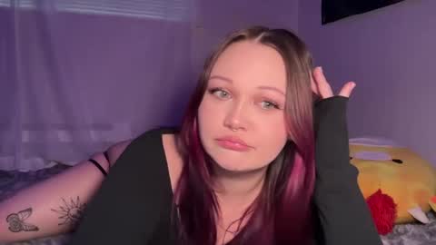 Saint online show from October 22, 7:02 pm